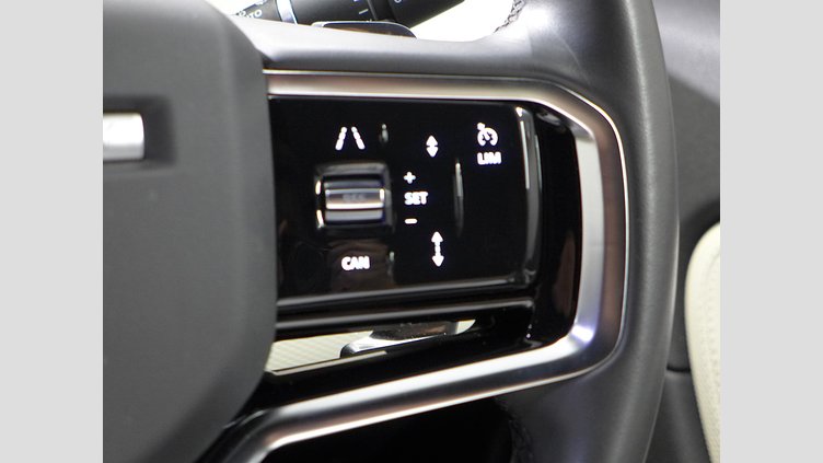 2024 認定中古車 Land Rover Discovery Sport オストゥーニパールホワイト D200マイルドハイブリッド（ディーゼル） 標準ホイール DYNAMIC SE