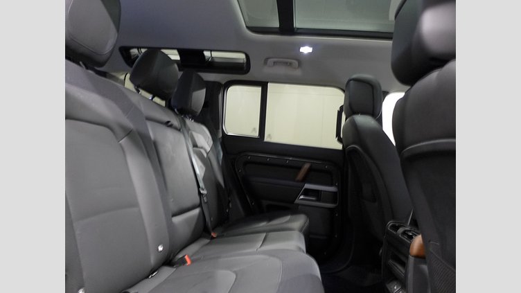2023 認定中古車 Land Rover Defender 110 カルパチアングレイ D300 AWD（AT） X-DYNAMIC HSE