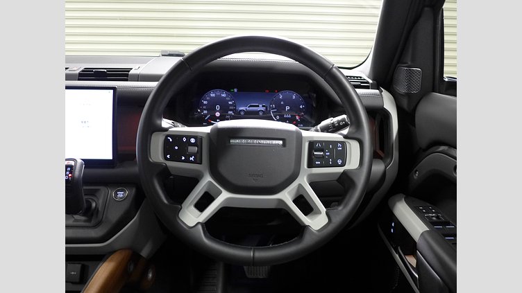 2023 認定中古車 Land Rover Defender 110 カルパチアングレイ D300 AWD（AT） X-DYNAMIC HSE