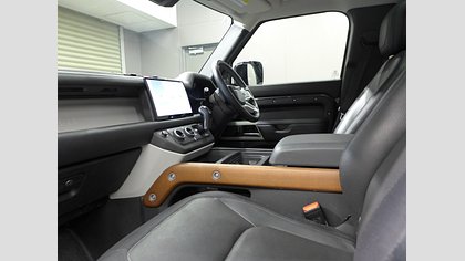 Defender 110 24