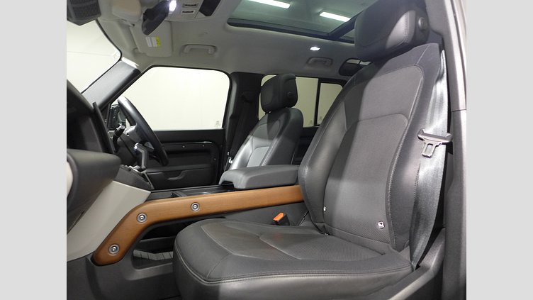 2023 認定中古車 Land Rover Defender 110 カルパチアングレイ D300 AWD（AT） X-DYNAMIC HSE