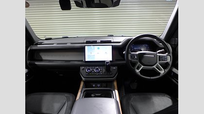 Defender 110 33