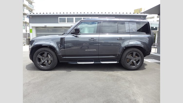 2023 認定中古車 Land Rover Defender 110 カルパチアングレイ D300 AWD（AT） X-DYNAMIC HSE