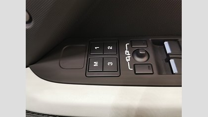 Defender 110 24