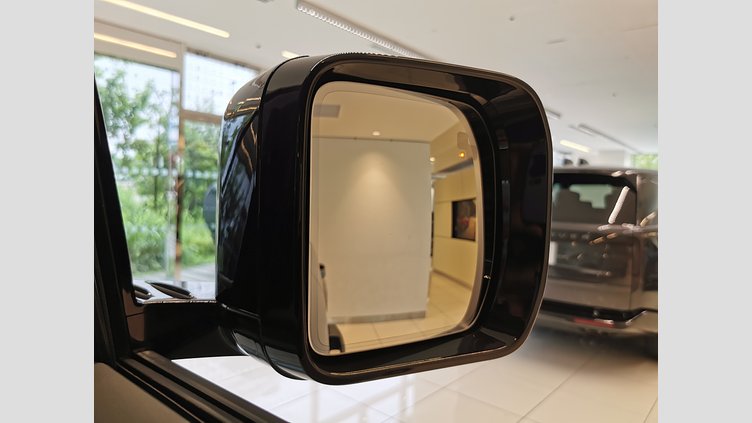 2023 認定中古車 Land Rover Defender 110 パンゲアグリーン P300 AWD（AT） SE