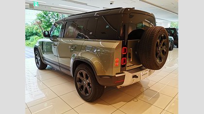 Defender 110 1