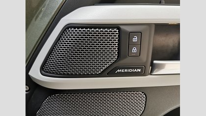 Defender 110 18