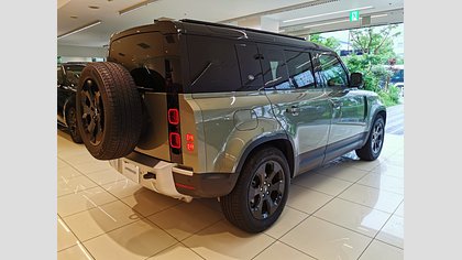 Defender 110 13