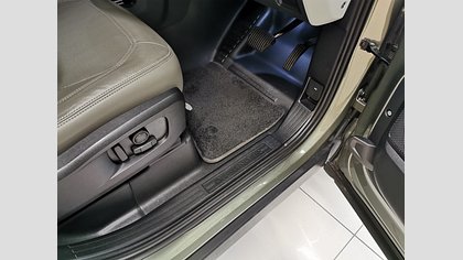 Defender 110 35