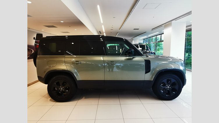 2023 認定中古車 Land Rover Defender 110 パンゲアグリーン P300 AWD（AT） SE