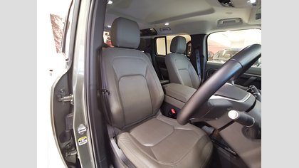 Defender 110 16