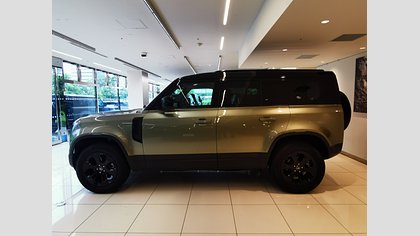 Defender 110 5