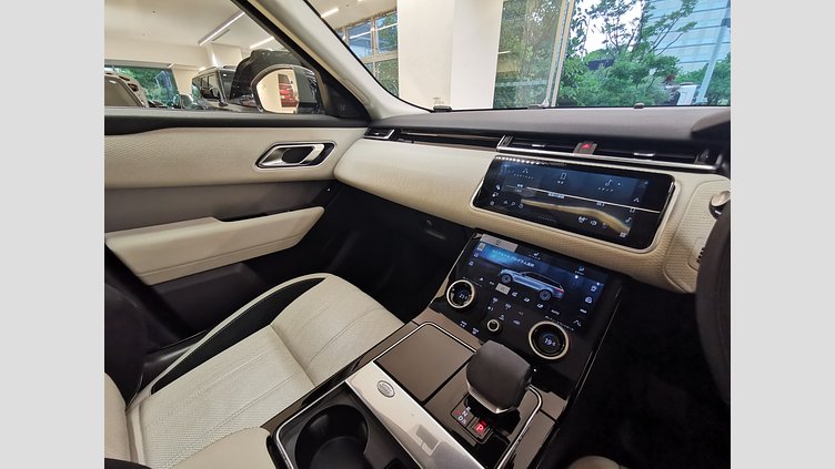 2023 認定中古車 Land Rover Range Rover Velar ハクバシルバー D200 AWD（オートマチック） MHEV R-DYNAMIC S