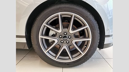 Range Rover Velar 8