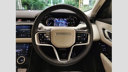 Range Rover Velar 16