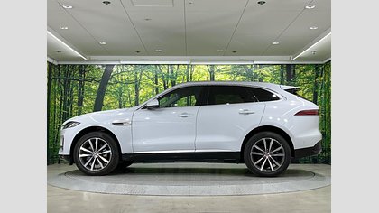 F-Pace 3