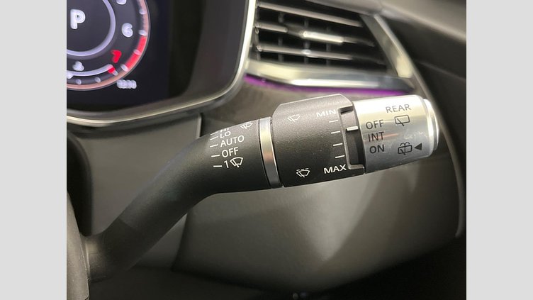 2021 認定中古車 Jaguar F-Pace ユーロンホワイト P250 AWD（オートマチック） S