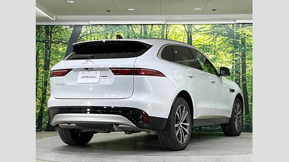 F-Pace 6
