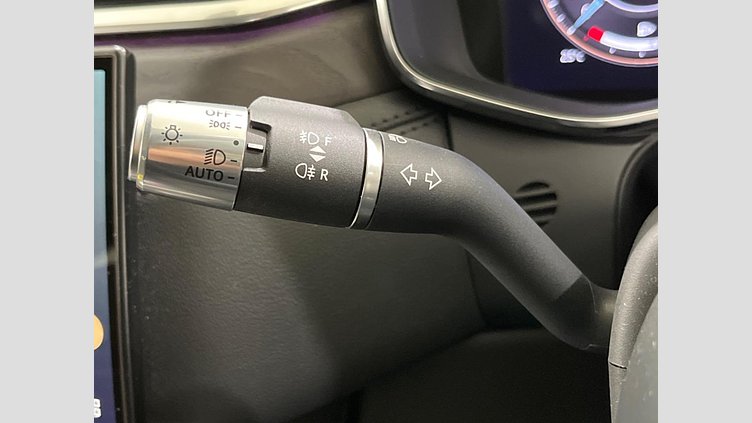 2021 認定中古車 Jaguar F-Pace ユーロンホワイト P250 AWD（オートマチック） S