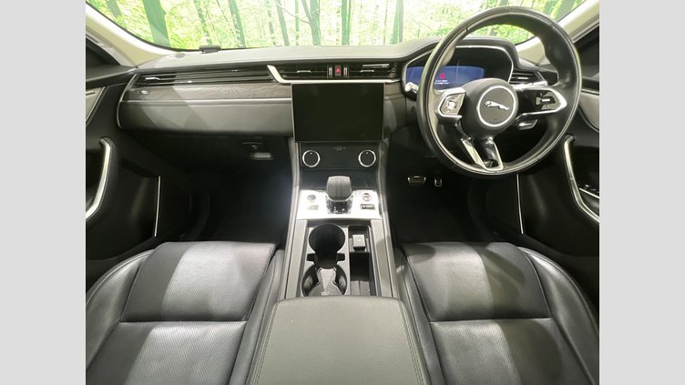 2021 認定中古車 Jaguar F-Pace ユーロンホワイト P250 AWD（オートマチック） S