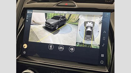 E-Pace 38
