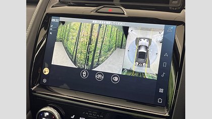 E-Pace 35