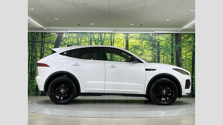 2024 認定中古車 Jaguar E-Pace オストゥーニパールホワイト D200マイルドハイブリッド（ディーゼル） R-DYNAMIC HSE