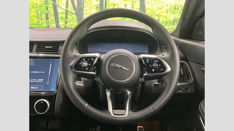 2024 認定中古車 Jaguar E-Pace オストゥーニパールホワイト D200マイルドハイブリッド（ディーゼル） R-DYNAMIC HSE
