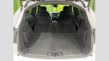 E-Pace 13