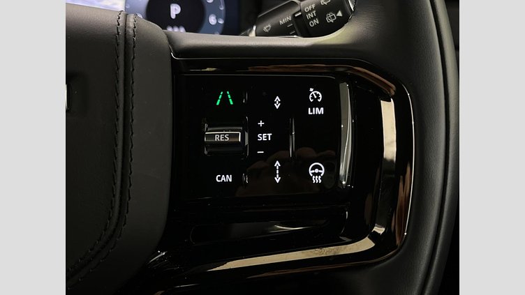 2024 認定中古車 Land Rover Range Rover Evoque フジホワイト プラグインハイブリッド（ガソリン） Standard Wheelbase DYNAMIC HSE