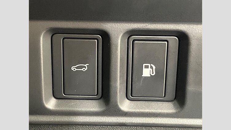 2024 認定中古車 Land Rover Range Rover Evoque フジホワイト プラグインハイブリッド（ガソリン） Standard Wheelbase DYNAMIC HSE