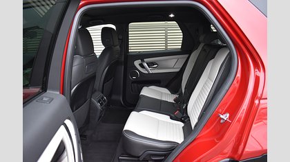 Discovery Sport 11