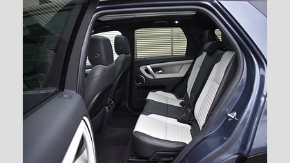 Discovery Sport 11
