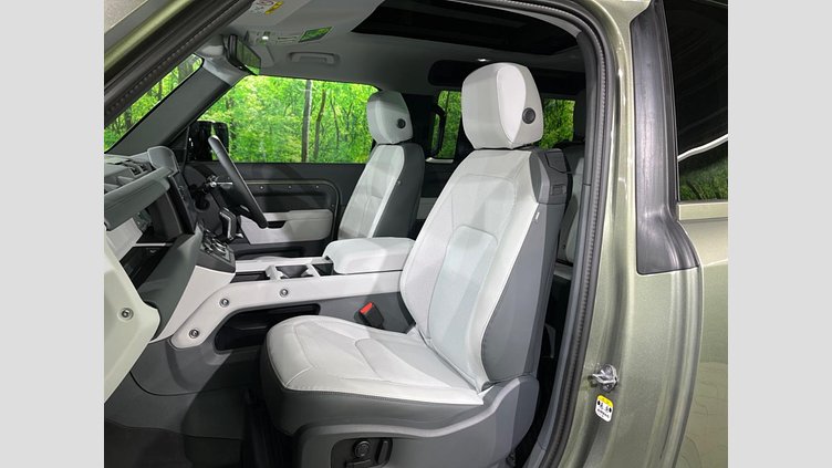 2024 認定中古車 Land Rover Defender 90 パンゲアグリーン D350 ディーゼルマイルドハイブリッド X-Dynamic HSE