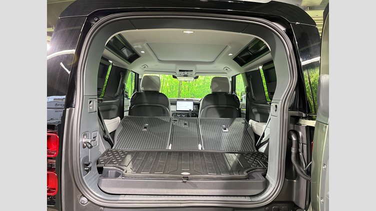 2024 認定中古車 Land Rover Defender 90 パンゲアグリーン D350 ディーゼルマイルドハイブリッド X-Dynamic HSE