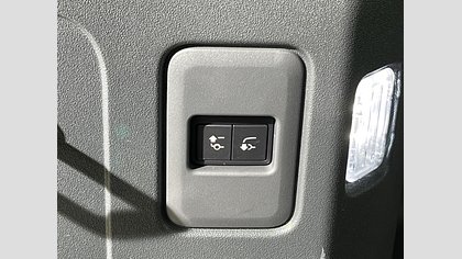 Defender 90 58