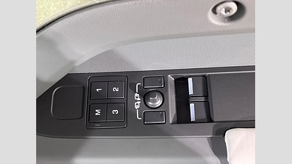 Defender 90 16
