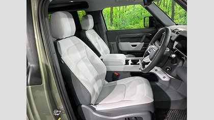 Defender 90 21