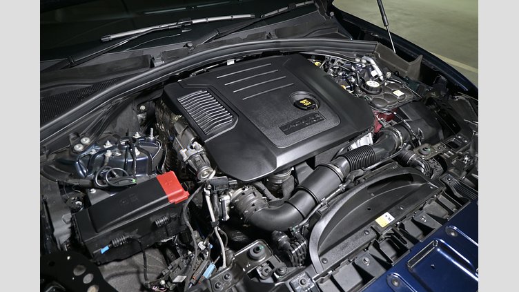 2024 認定中古車 Jaguar F-Pace ポルトフィーノブルー D200 ディーゼル マイルドハイブリッド R-DYNAMIC SE
