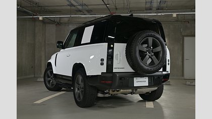 Defender 90 3