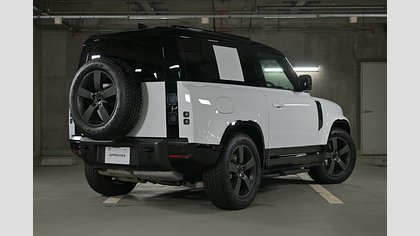 Defender 90 4