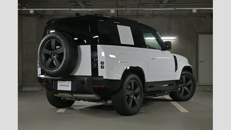 2025 認定中古車 Land Rover Defender 90 フジホワイト D350 ディーゼルマイルドハイブリッド X-Dynamic HSE
