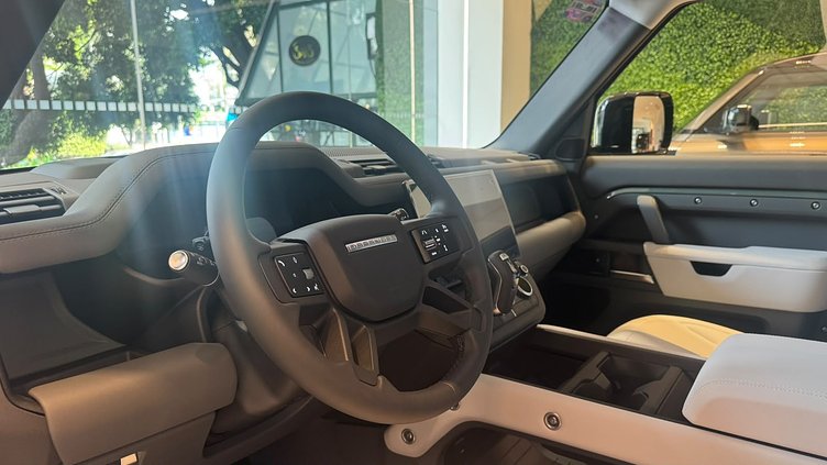 2026 Nuevo Land Rover Defender 110 Keswick Green P400 Gasolina MHEV Trophy Edition in Keswick Green