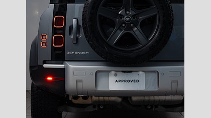 Defender 110 10