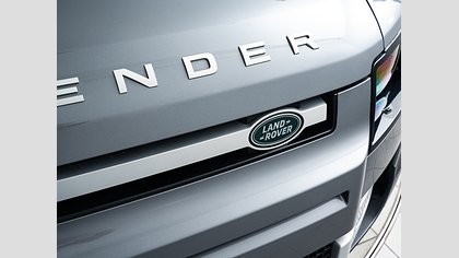 Defender 110 12