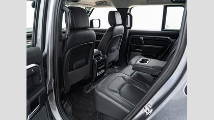 Defender 110 4