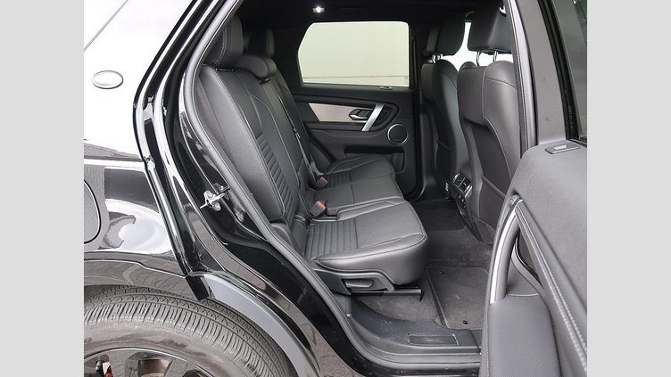 2024 認定中古車 Land Rover Discovery Sport サントリーニブラック D200マイルドハイブリッド（ディーゼル） 標準ホイール DYNAMIC SE