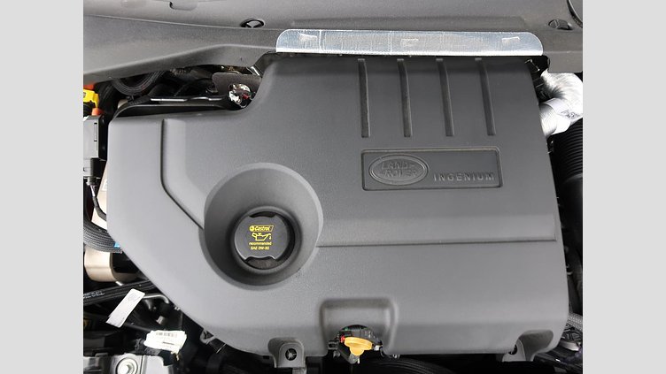 2024 認定中古車 Land Rover Discovery Sport サントリーニブラック D200マイルドハイブリッド（ディーゼル） 標準ホイール DYNAMIC SE