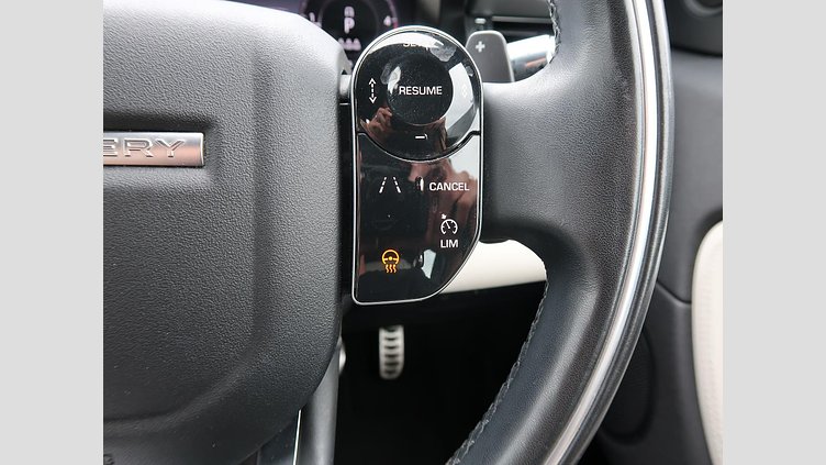 2020 認定中古車 Land Rover Discovery Sport フジホワイト D180 AWD（オートマチック） 標準ホイールベース ディスカバリー スポーツ R-DYNAMIC SE