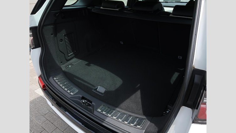 2020 認定中古車 Land Rover Discovery Sport フジホワイト D180 AWD（オートマチック） 標準ホイールベース ディスカバリー スポーツ R-DYNAMIC SE